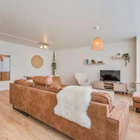 Ruim En Warm In De Winkelstraat * Ostend