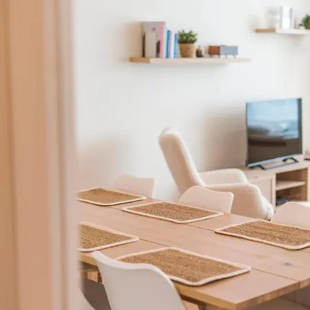 Ruim En Warm In De Winkelstraat Apartamento