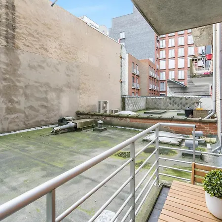 شقة Ruim En Warm In De Winkelstraat *