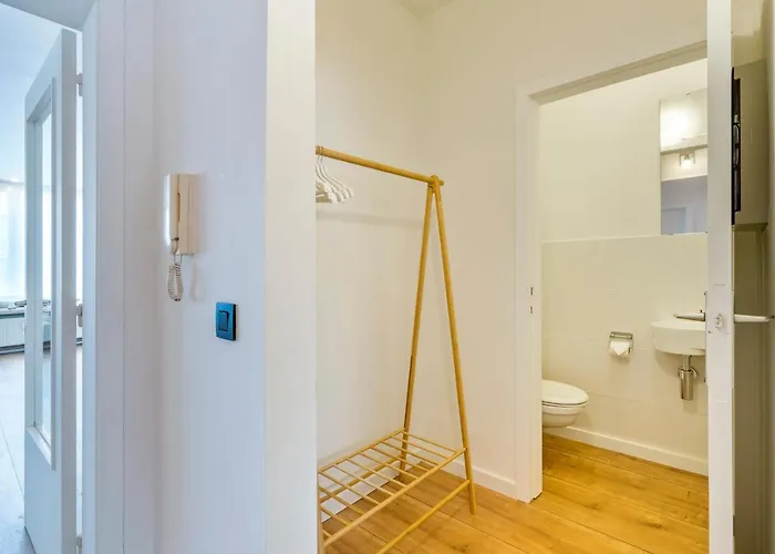 公寓 Ruim En Warm In De Winkelstraat