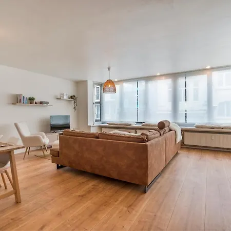 Ruim En Warm In De Winkelstraat Apartment *