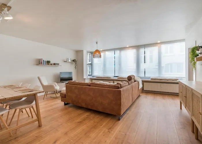 Ruim En Warm In De Winkelstraat Διαμέρισμα *